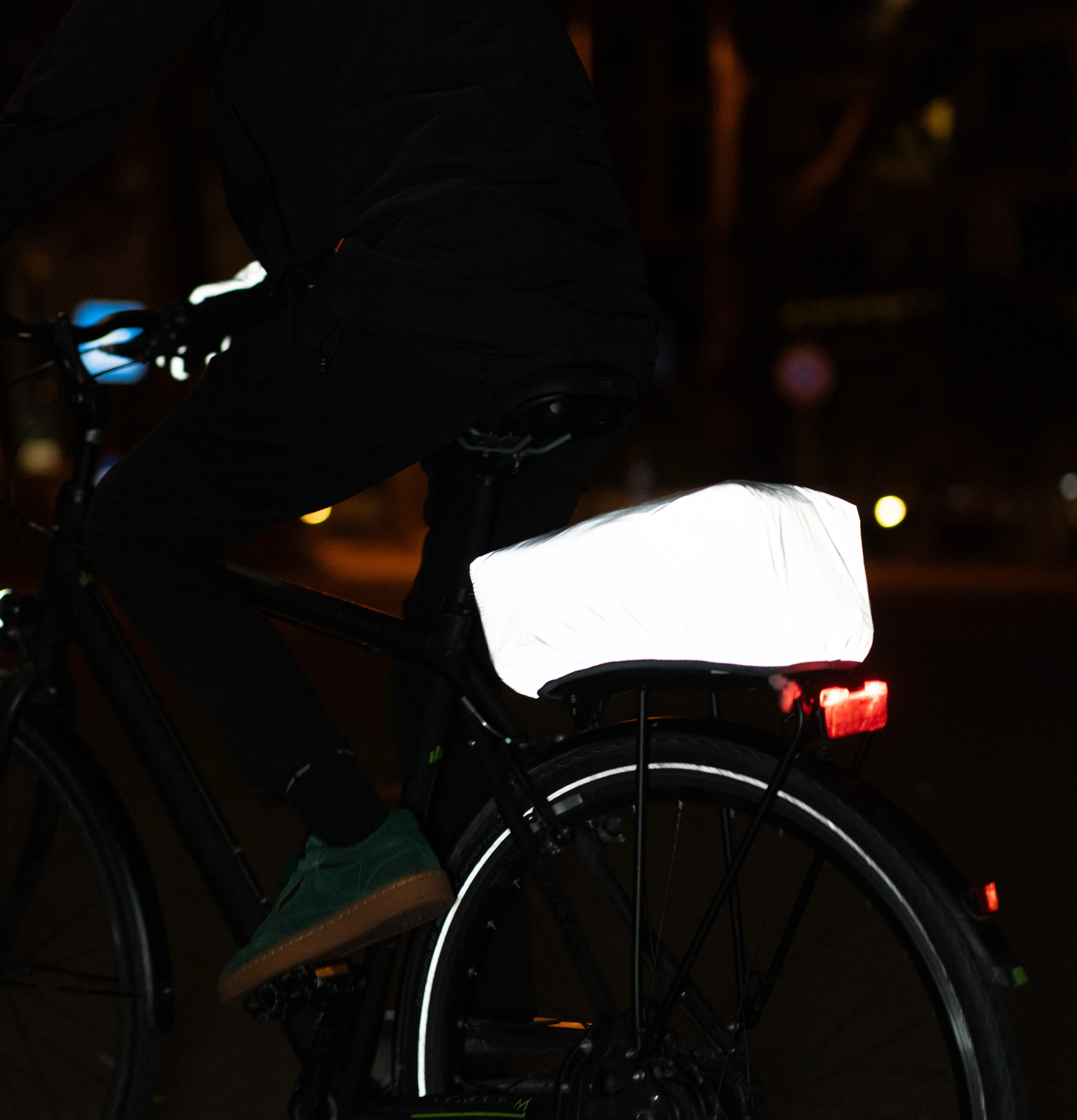 Trunk Bag - Aufliegende 3in1 Gepäckträgertasche mit Rucksackfunktion - Image 30