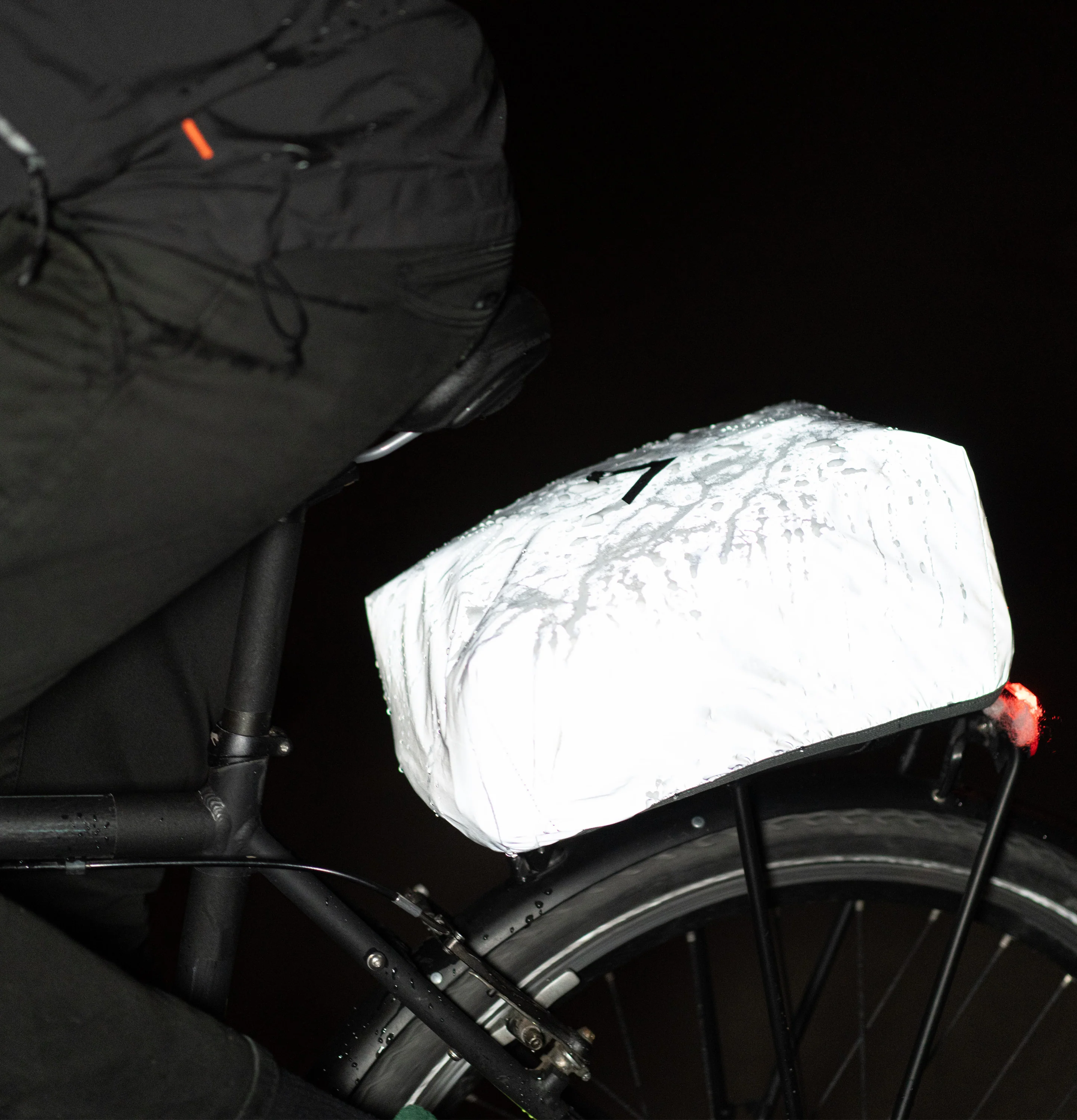 Trunk Bag - Aufliegende 3in1 Gepäckträgertasche mit Rucksackfunktion - Image 62